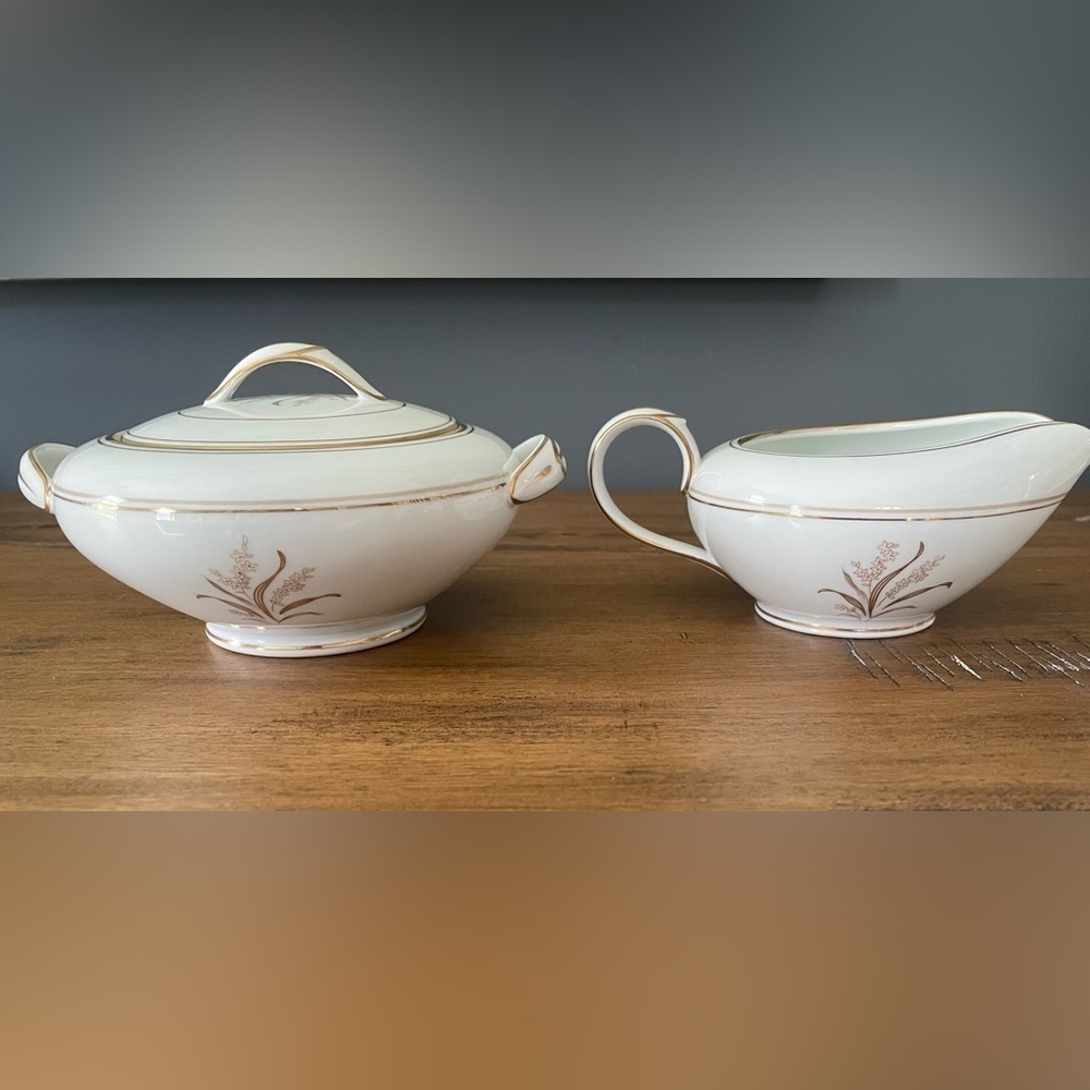 Noritake sugar and creamer